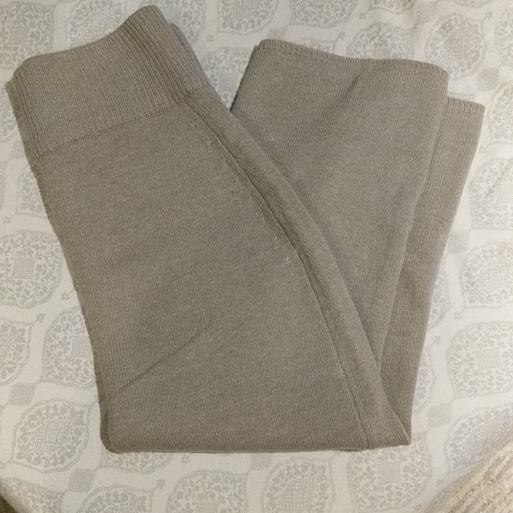 UK Brand OLIVE Knit Midi Skirt